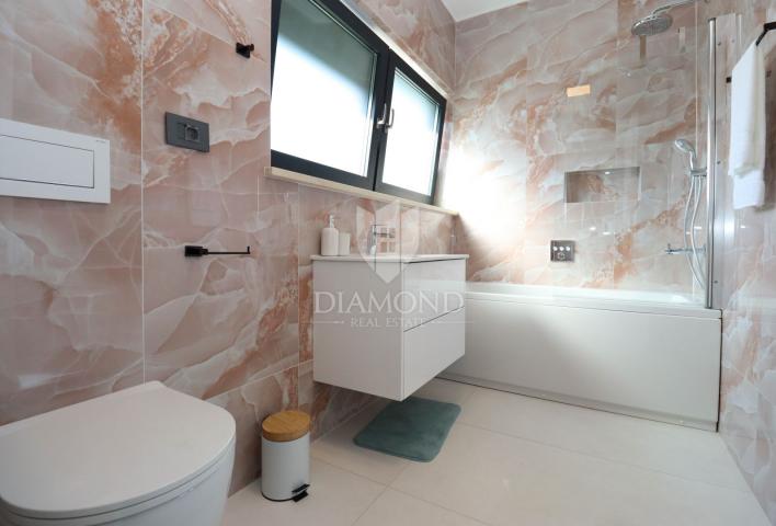 Moderna vila u Banjolama, 500 m od mora – luksuz, privatnost i vrhunska oprema! 