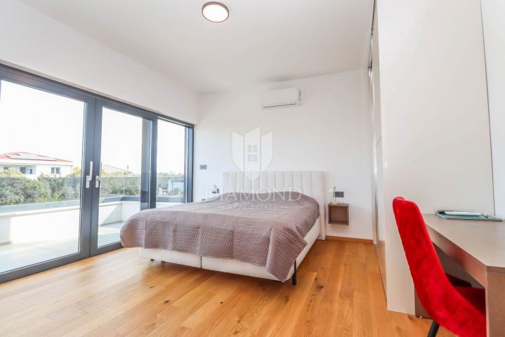 Moderna vila u Banjolama, 500 m od mora – luksuz, privatnost i vrhunska oprema! 