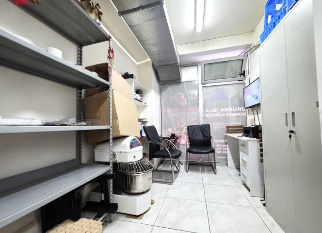 Poslovni prostor, 43m2, City kvart, Podgorica