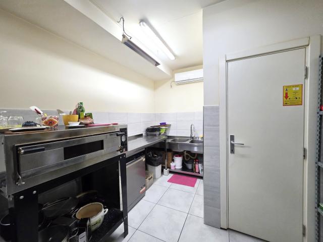 Poslovni prostor, 43m2, City kvart, Podgorica