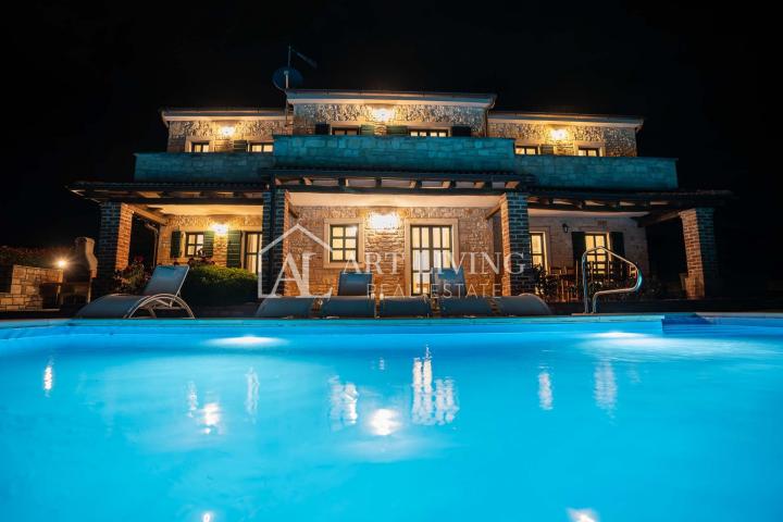 Poreč, okolica - luksuzna rustikalna vila s bazenom - PRILIKA