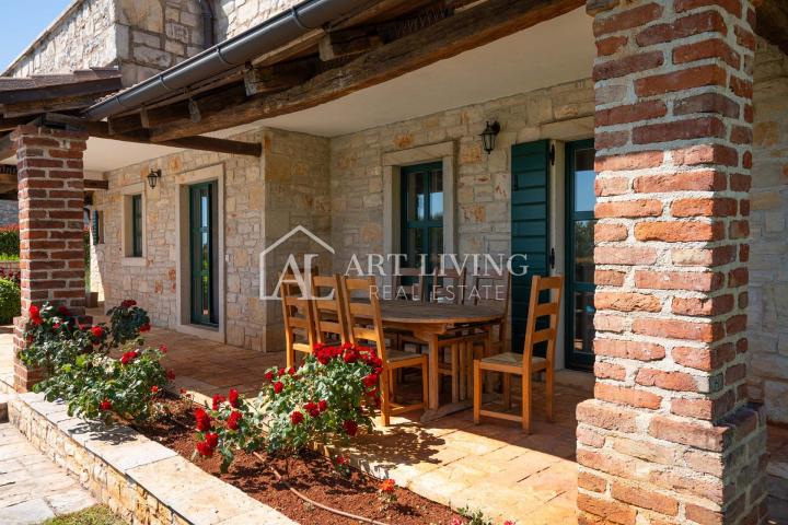 Poreč, okolica - luksuzna rustikalna vila s bazenom - PRILIKA