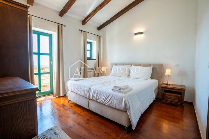 Poreč, okolica - luksuzna rustikalna vila s bazenom - PRILIKA
