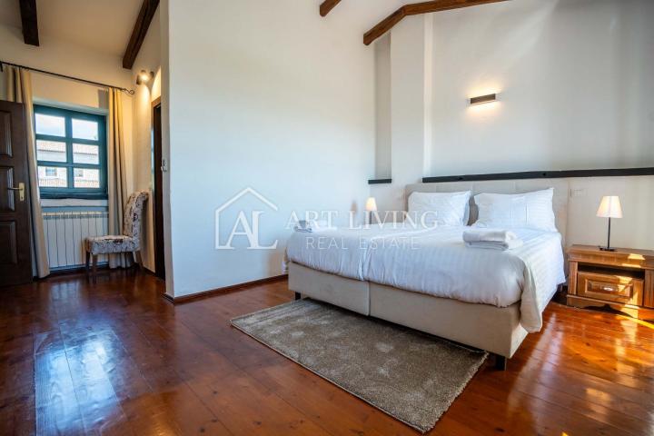 Poreč, okolica - luksuzna rustikalna vila s bazenom - PRILIKA