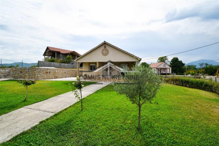 Prizemna kuća 100m2 na placu 1.000m2, Novo Selo - Danilovgrad