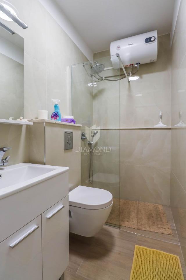 Rovinj, Stari grad, odličan stan, potencijal za 3 jedinice
