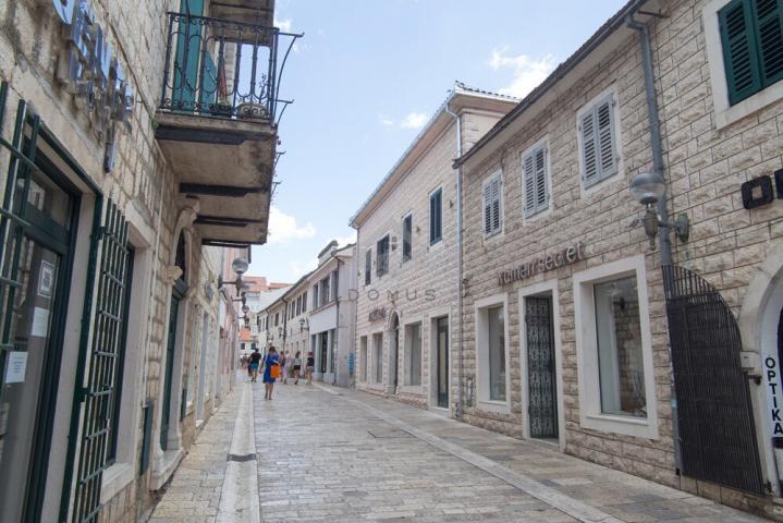 Poslovni prostor 102m2, Centar - Herceg Novi