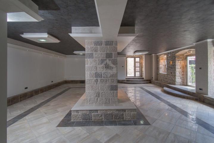 Poslovni prostor 102m2, Centar - Herceg Novi
