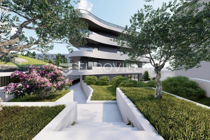 Okolica Trogira, luksuzni penthouse direktno na plaži