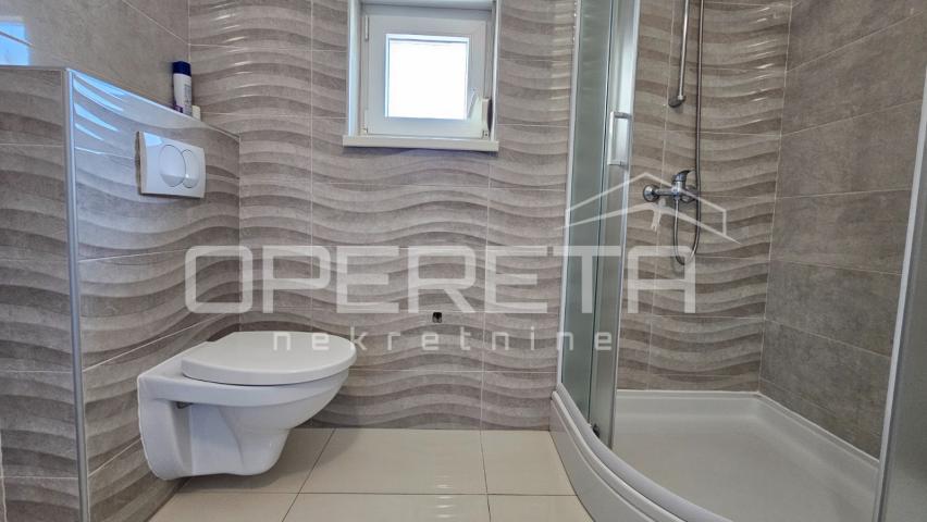 Novalja – 92 m², pogled na more, 3 terase, 2 parkinga