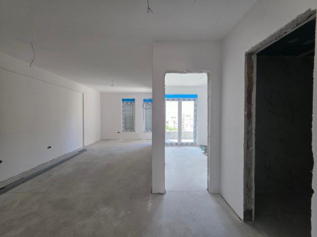 Nov jednosoban stan sa pogledom na more 43m² – Lazi, Budva