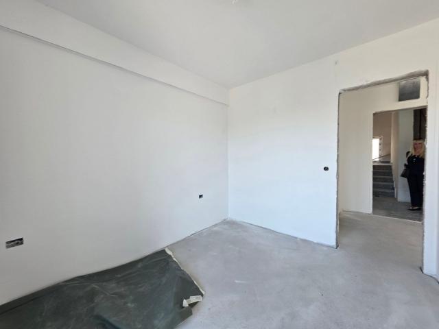 Nov jednosoban stan sa pogledom na more 43m² – Lazi, Budva