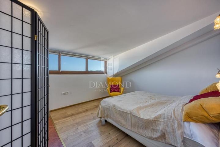 Rovinj! Predivan stan s pogledom na more!