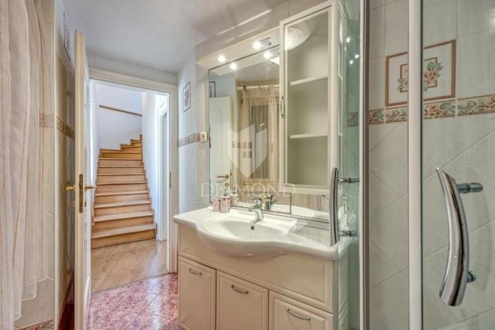 Rovinj! Predivan stan s pogledom na more!