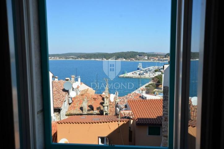 Rovinj! Predivan stan s pogledom na more!