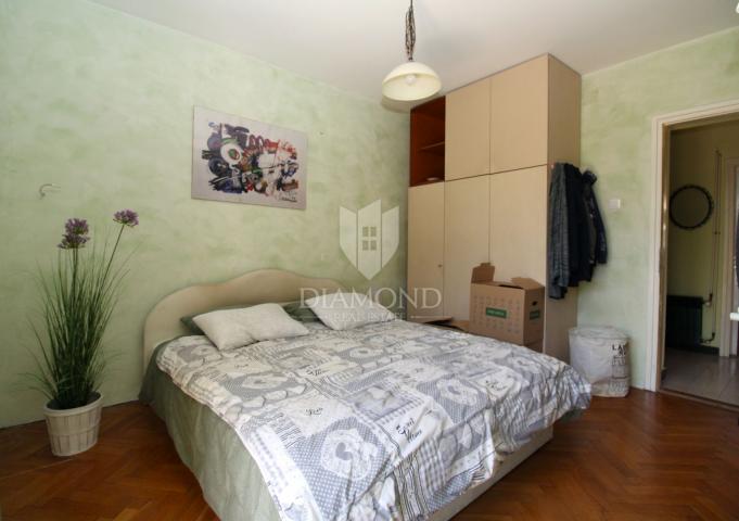 RIJEKA, TURNIĆ - DVOSOBAN STAN S DVA BALKONA