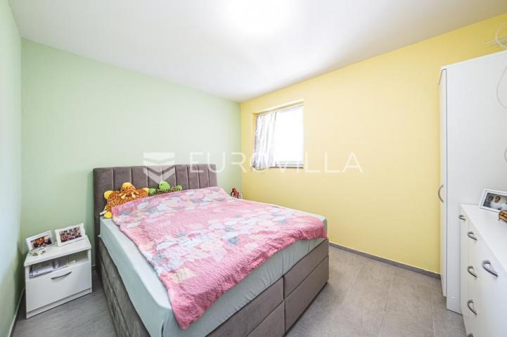 Zaprešić okolica, Prudnice, funkcionalna kuća 200 m²