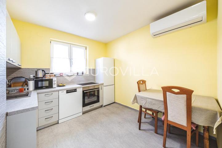 Zaprešić okolica, Prudnice, funkcionalna kuća 200 m²