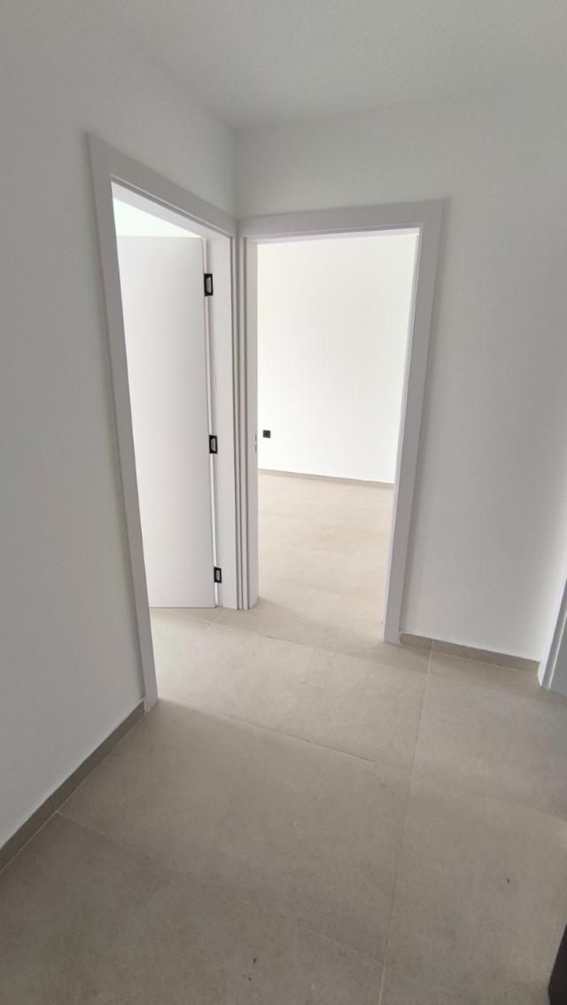 Fotografija stana 3 od 14