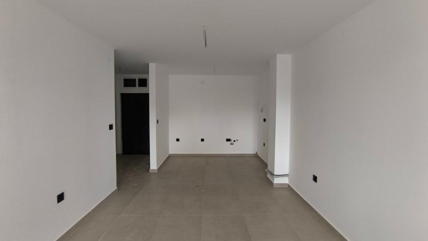 Fotografija stana 1 od 14