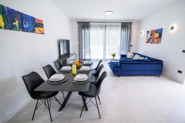 Haus KANFANAR, MODERNE EINFAMILIENHAUS MIT POOL – RUHIGE LAGE