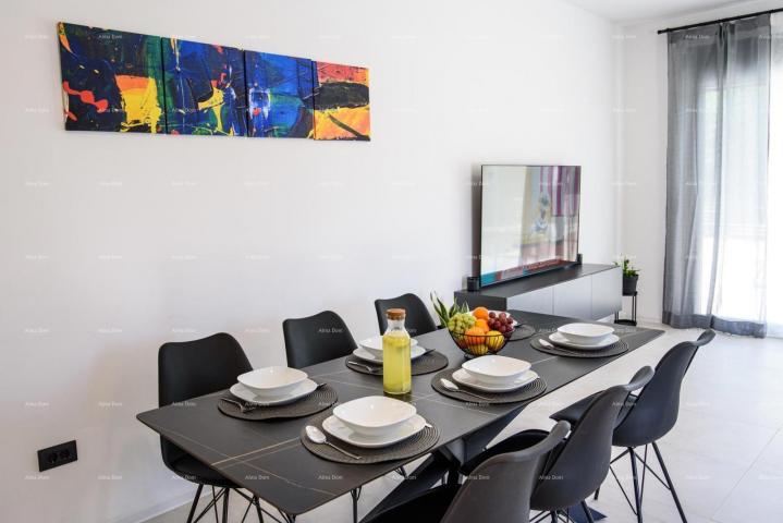 Haus KANFANAR, MODERNE EINFAMILIENHAUS MIT POOL – RUHIGE LAGE