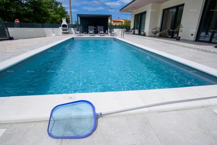 Haus KANFANAR, MODERNE EINFAMILIENHAUS MIT POOL – RUHIGE LAGE