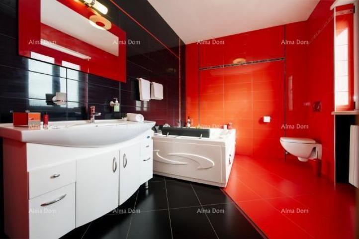 House Rovinj, Beautiful Villa with Pool