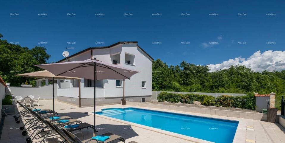 House Twin villa with a pool – surroundings of Poreč