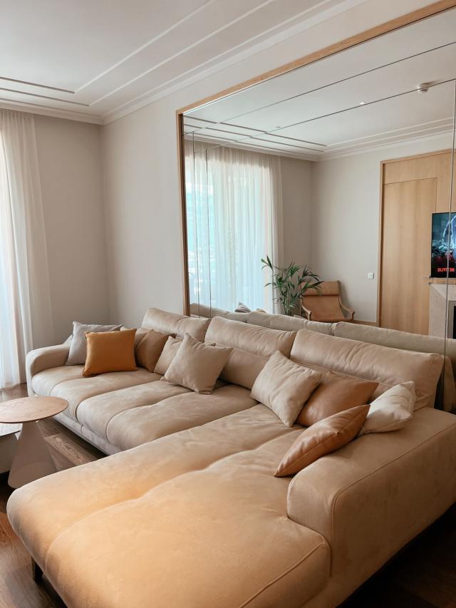 Luksuzan jednosoban apartman 80m² u prvoj liniji mora – Regent, Porto Montenegro, Tivat