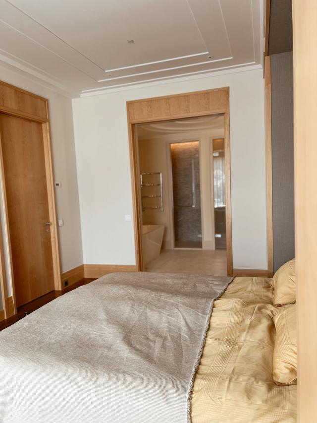 Luksuzan jednosoban apartman 80m² u prvoj liniji mora – Regent, Porto Montenegro, Tivat