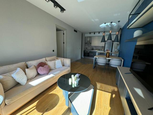Prelep jednosoban 46m² stan na 50 metara od mora – Seljanovo, Tivat