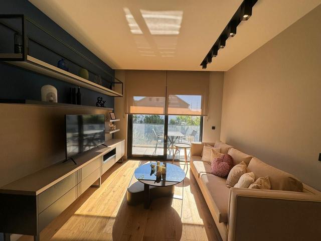 Prelep jednosoban 46m² stan na 50 metara od mora – Seljanovo, Tivat