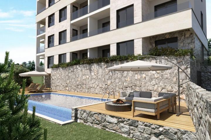 NOV JEDNOSOBAN STAN 46,6m² U NOVOM STAMBENOM KOMPLEKSU – DUBOVICA, BUDVA | MODERNI STANOVI SA BAZENO