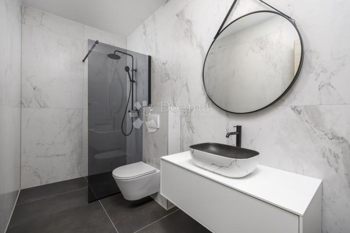 BEAUTIFUL FAMILY HOUSE WITH POOL IN CENTRAL ISTRIA