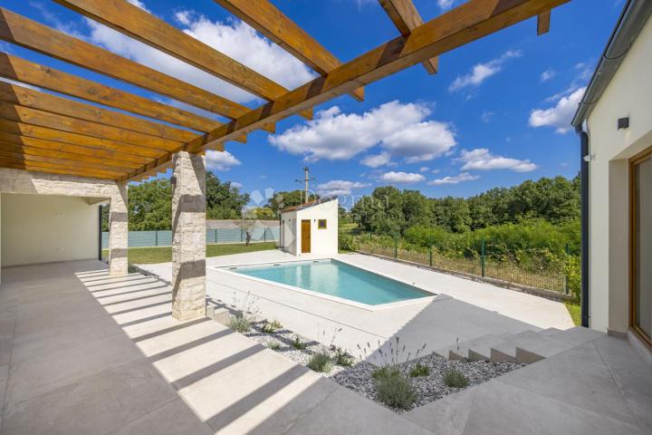 BEAUTIFUL FAMILY HOUSE WITH POOL IN CENTRAL ISTRIA