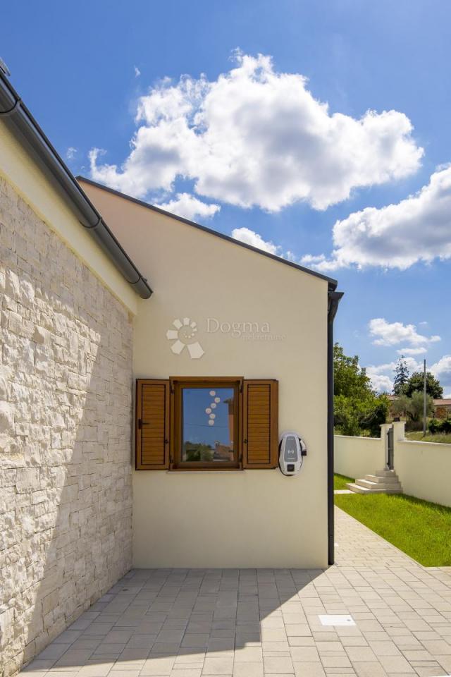 BEAUTIFUL FAMILY HOUSE WITH POOL IN CENTRAL ISTRIA
