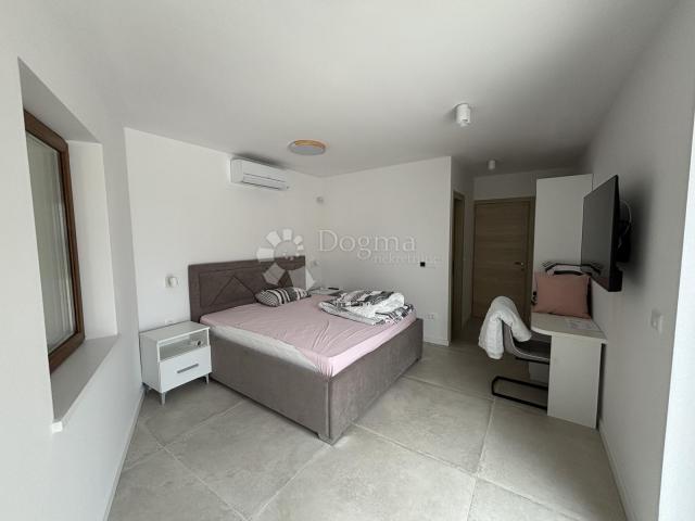 BEAUTIFUL FAMILY HOUSE WITH POOL IN CENTRAL ISTRIA