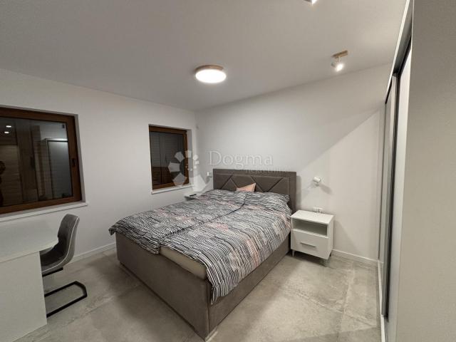 BEAUTIFUL FAMILY HOUSE WITH POOL IN CENTRAL ISTRIA