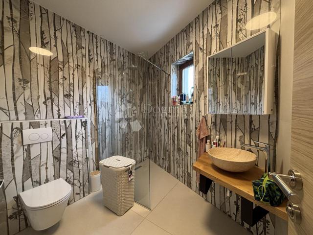 BEAUTIFUL FAMILY HOUSE WITH POOL IN CENTRAL ISTRIA