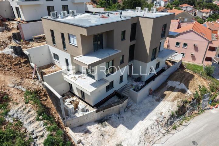 Hvar, Jelsa, dvosobni apartman u prizemlju