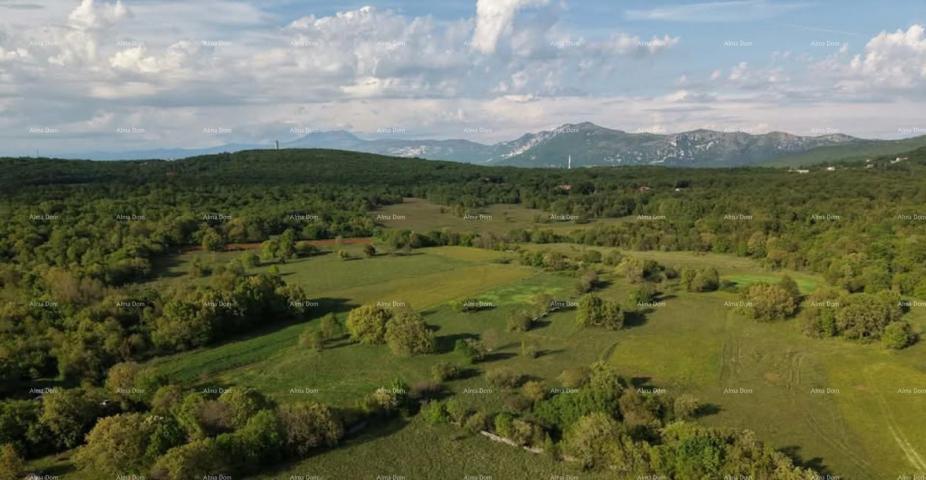 Građevinsko zemljište Građevinsko zemljište, 1018 m² – Labin