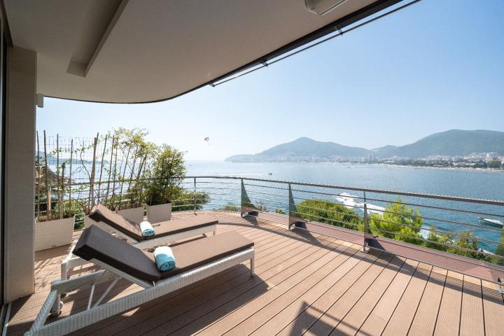 BUDVA, DUKLEY GARDENS-Dvosoban stan 146m2 sa panoramskim pogledom (Mogucnost placanja u Kriptovaluta