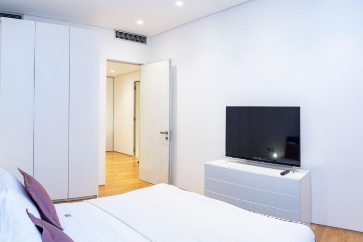 BUDVA, DUKLEY GARDENS-Trosoban penthouse od 255m² sa terasom od 202m² i direktnim pogledom na more (