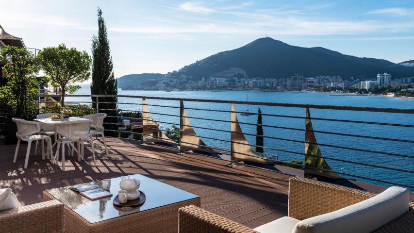 BUDVA, DUKLEY GARDENS-Trosoban penthouse od 255m² sa terasom od 202m² i direktnim pogledom na more (