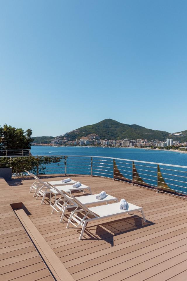 BUDVA, DUKLEY GARDENS-Trosoban penthouse od 282m² sa terasom od 235m² i direktnim pogledom na more (