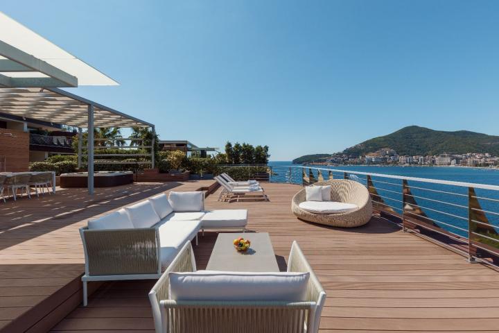 BUDVA, DUKLEY GARDENS-Trosoban penthouse od 282m² sa terasom od 235m² i direktnim pogledom na more (