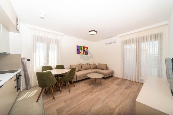 Dvosoban nov stan 64m2 + parking, Zabjelo - Podgorica