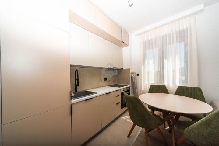 Dvosoban nov stan 64m2 + parking, Zabjelo - Podgorica