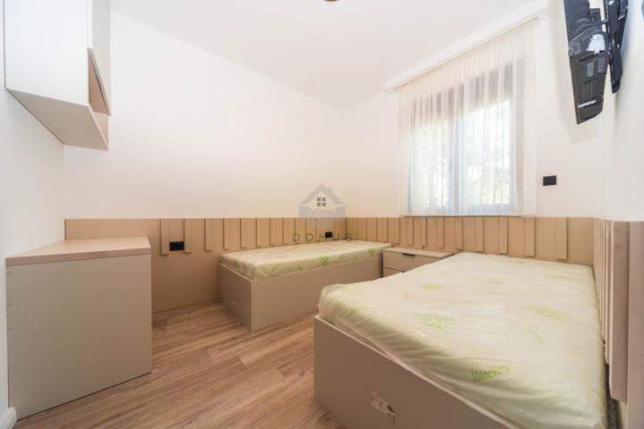 Dvosoban nov stan 64m2 + parking, Zabjelo - Podgorica